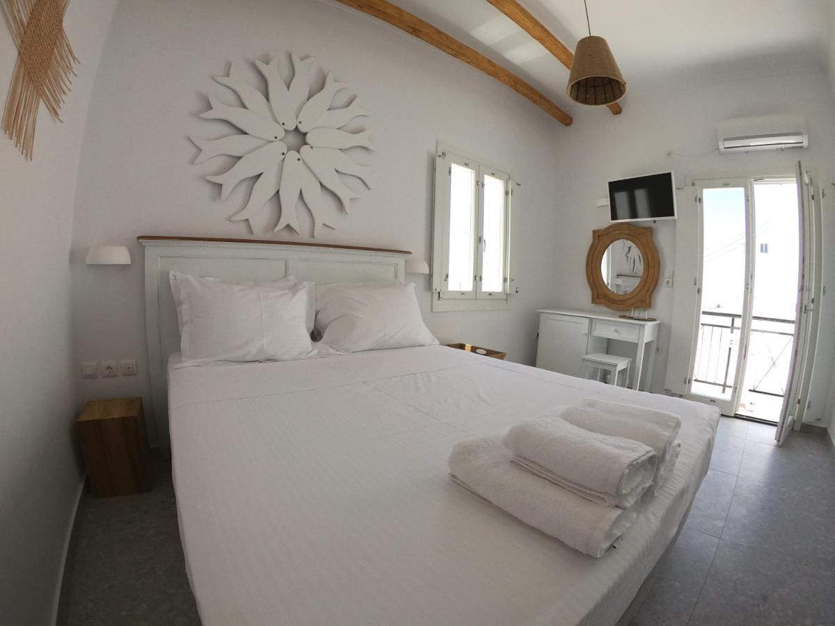 Soleya Suites パロス島 エクステリア 写真