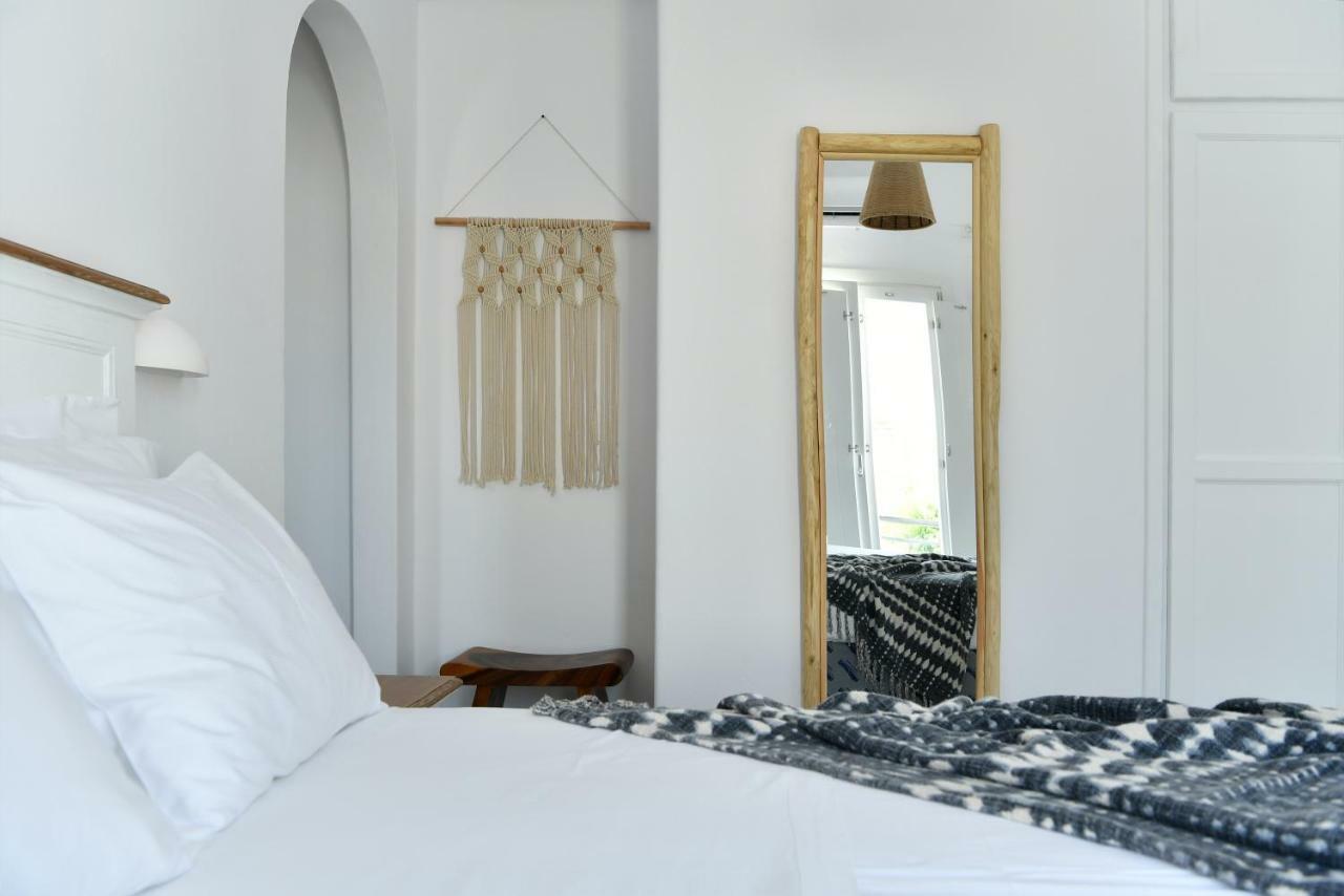 Soleya Suites パロス島 エクステリア 写真