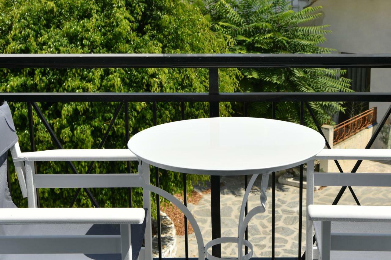 Soleya Suites パロス島 エクステリア 写真